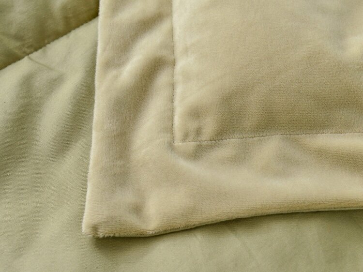Комплект с велюровым одеялом Энрике олива 1,5 сп.